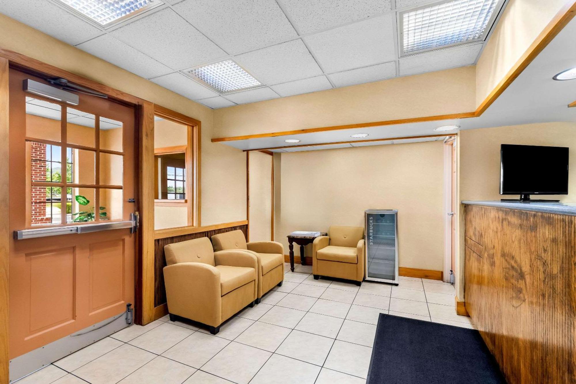 Suburban Studios Chattanooga Northeast - Ooltewah Exterior photo